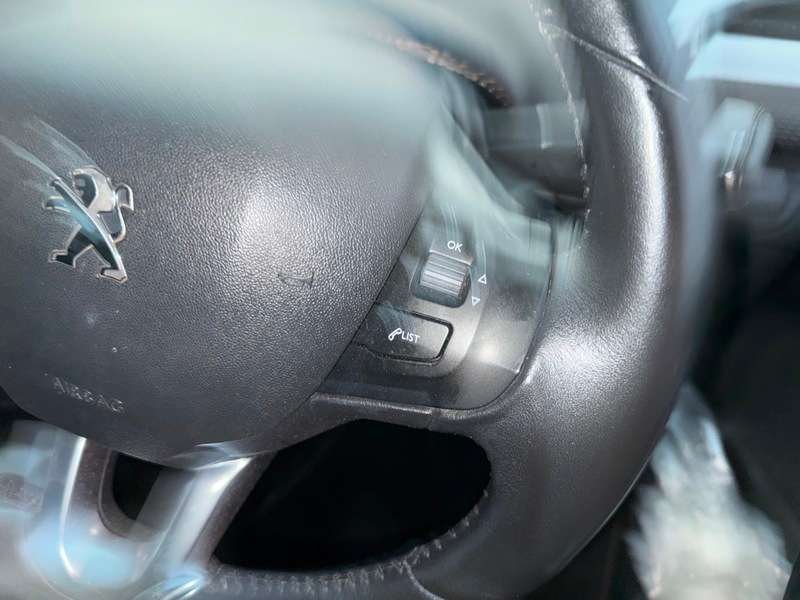 2018 PEUGEOT 2008 2018 PEUGEOT 2008