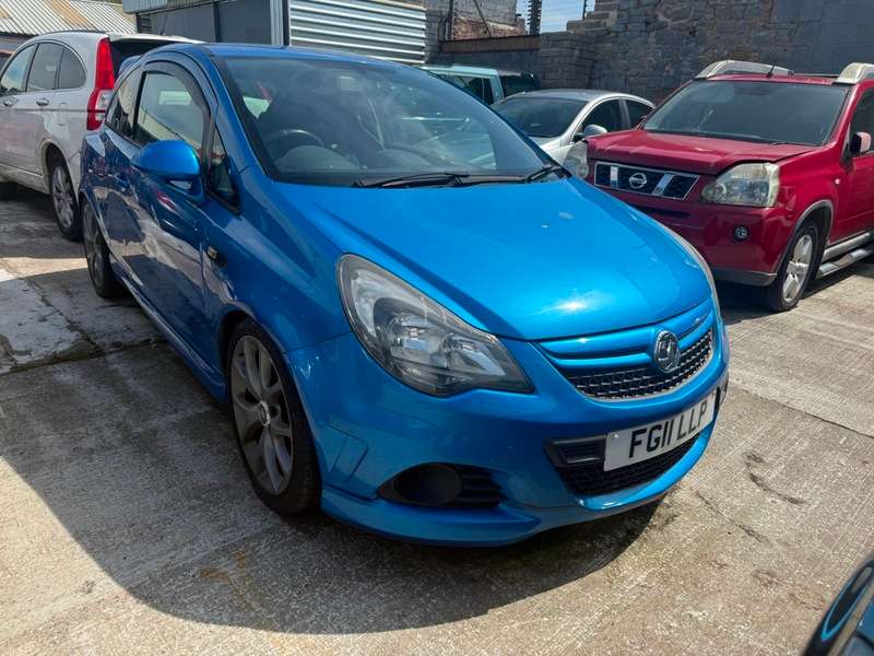 A 2011 VAUXHALL CORSA VXR BLUE EDITION A 2011 VAUXHALL CORSA VXR BLUE EDITION