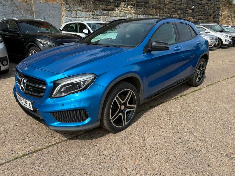 A 2016 MERCEDES-BENZ GLA CLASS GLA 220 D 4MATIC AMG LINE PREMIUM PLUS A 2016 MERCEDES-BENZ GLA CLASS GLA 220 D 4MATIC AMG LINE PREMIUM PLUS