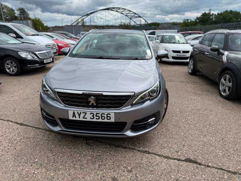 A 2020 PEUGEOT 308 SW PURETECH S/S SW ALLURE A 2020 PEUGEOT 308 SW PURETECH S/S SW ALLURE