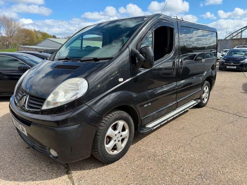 A 2011 RENAULT TRAFIC SL27 SPORT DCI S/R P/V A 2011 RENAULT TRAFIC SL27 SPORT DCI S/R P/V