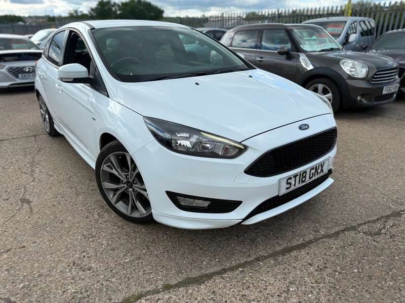 A 2018 FORD FOCUS ST-LINE A 2018 FORD FOCUS ST-LINE