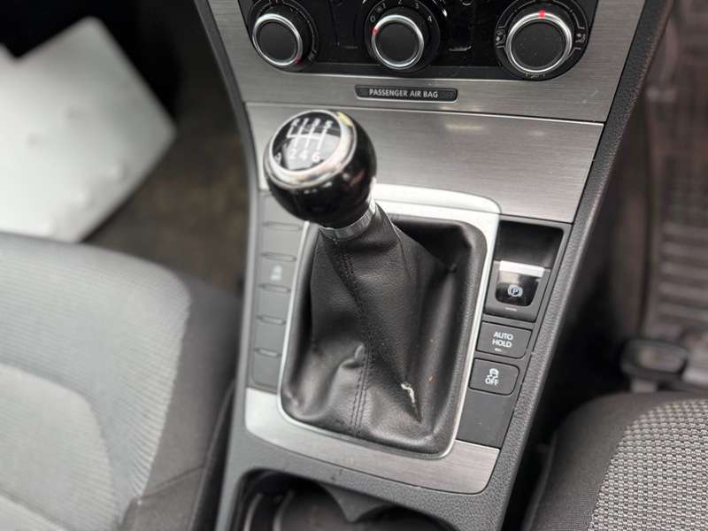 2012 VOLKSWAGEN PASSAT 2012 VOLKSWAGEN PASSAT