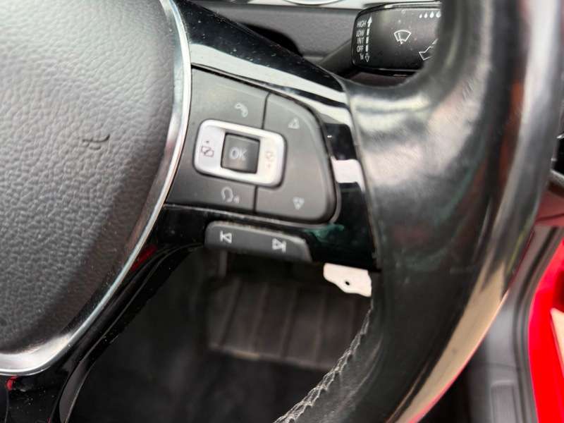 2017 VOLKSWAGEN GOLF 2017 VOLKSWAGEN GOLF