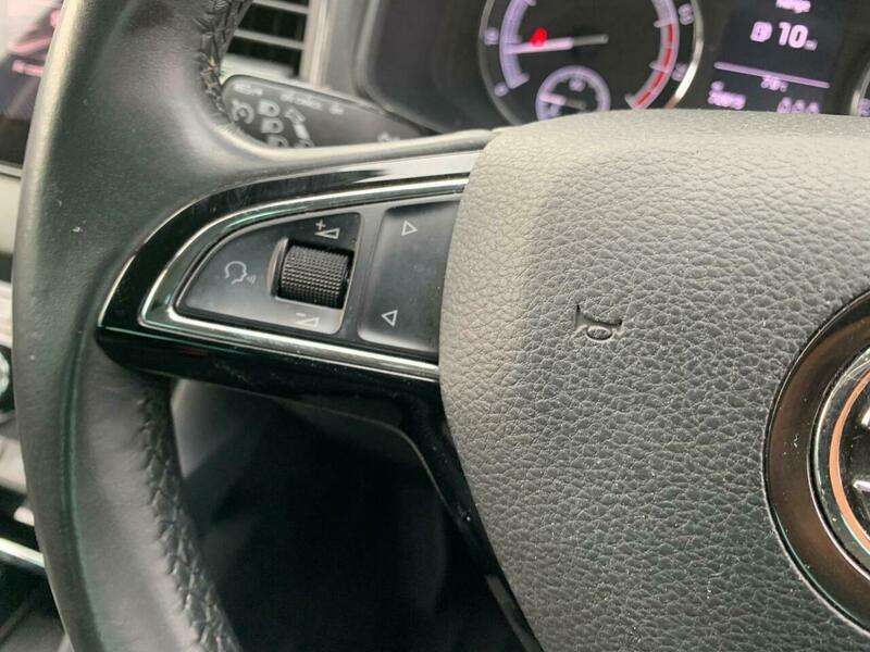 2018 SKODA KAROQ 2018 SKODA KAROQ