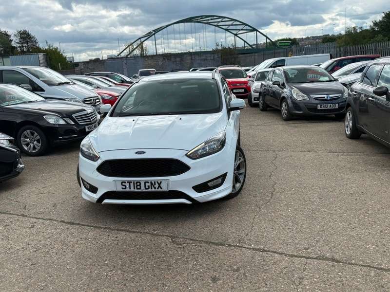 A 2018 FORD FOCUS ST-LINE A 2018 FORD FOCUS ST-LINE
