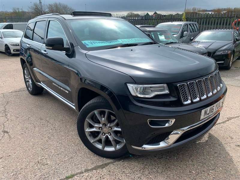 A 2016 JEEP GRAND CHEROKEE V6 CRD SUMMIT A 2016 JEEP GRAND CHEROKEE V6 CRD SUMMIT