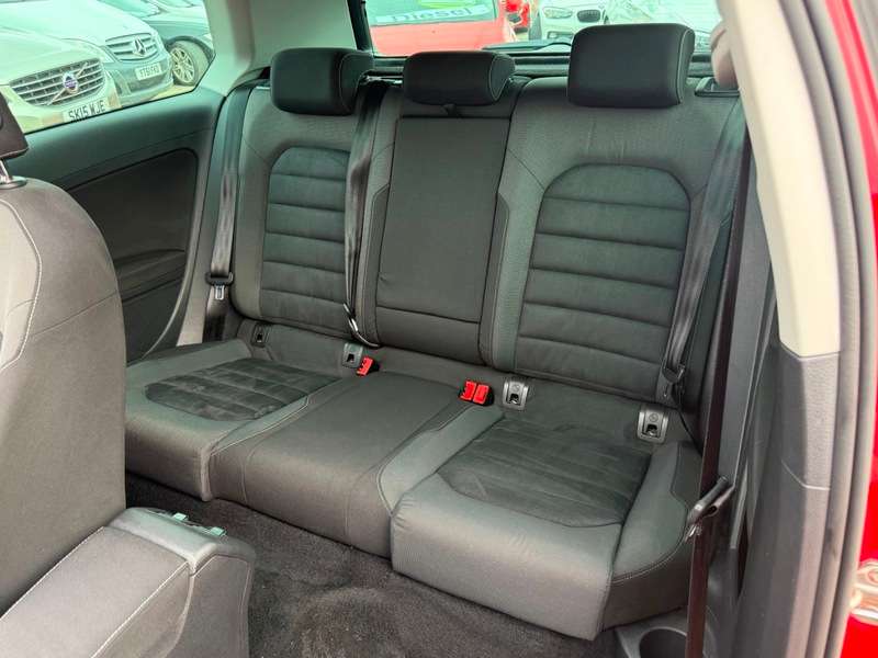 2017 VOLKSWAGEN GOLF 2017 VOLKSWAGEN GOLF