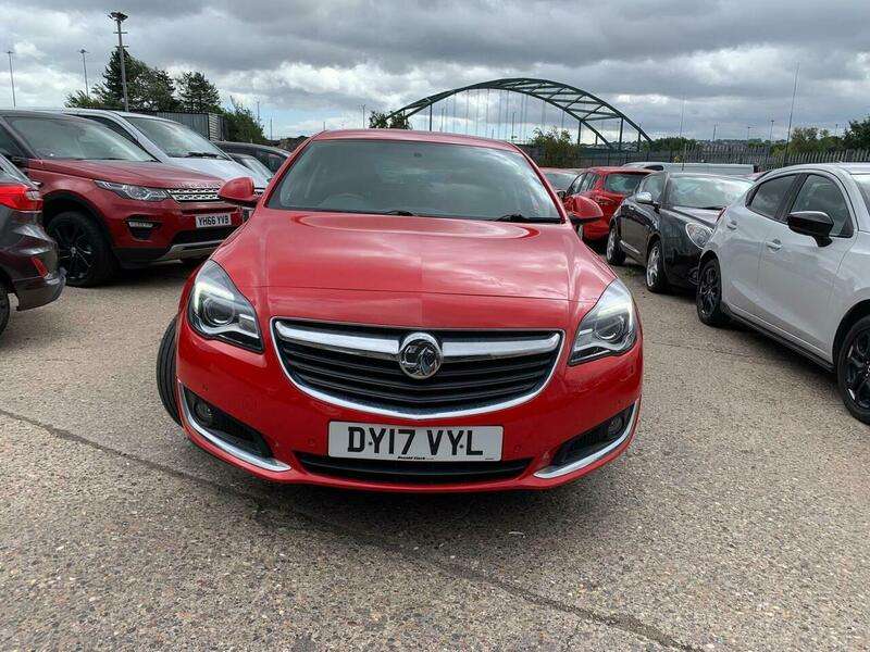 A 2017 VAUXHALL INSIGNIA 1.6 CDTi SRi Nav Euro 6 (s/s) 5dr A 2017 VAUXHALL INSIGNIA 1.6 CDTi SRi Nav Euro 6 (s/s) 5dr