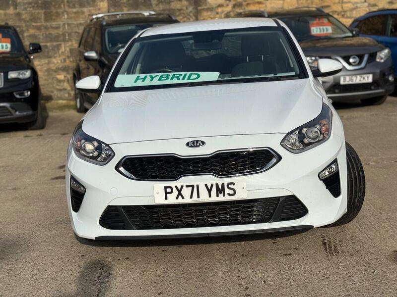 A 2021 KIA CEED 1.6 CRDi MHEV 2 NAV Euro 6 (s/s) 5dr A 2021 KIA CEED 1.6 CRDi MHEV 2 NAV Euro 6 (s/s) 5dr