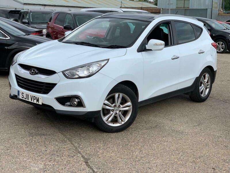 A 2011 HYUNDAI IX35 1.7 CRDi Premium Euro 5 (s/s) 5dr A 2011 HYUNDAI IX35 1.7 CRDi Premium Euro 5 (s/s) 5dr