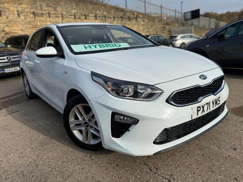 A 2021 KIA CEED 1.6 CRDi MHEV 2 NAV Euro 6 (s/s) 5dr A 2021 KIA CEED 1.6 CRDi MHEV 2 NAV Euro 6 (s/s) 5dr