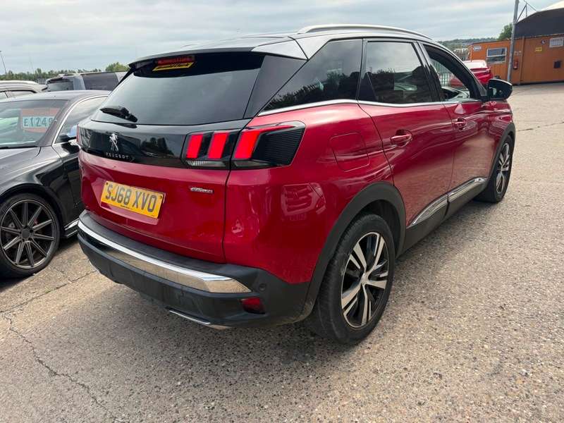 2018 PEUGEOT 3008 2018 PEUGEOT 3008