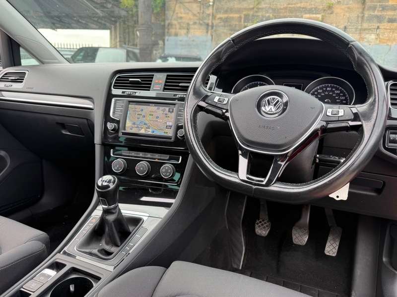 2017 VOLKSWAGEN GOLF 2017 VOLKSWAGEN GOLF