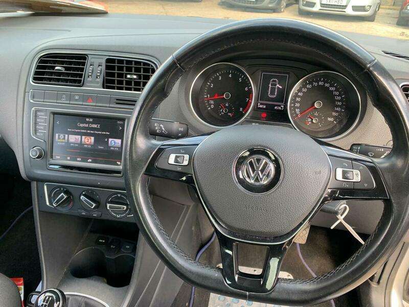 2015 VOLKSWAGEN POLO 2015 VOLKSWAGEN POLO