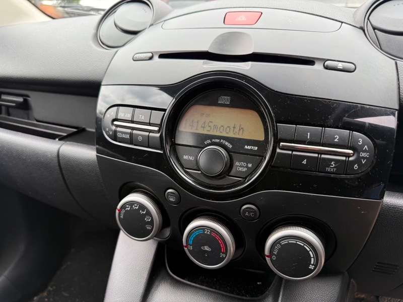 2011 MAZDA MAZDA 2 2011 MAZDA MAZDA 2