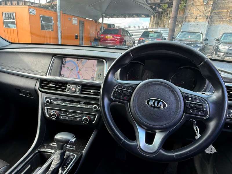 A 2016 KIA OPTIMA CRDI 3 ISG A 2016 KIA OPTIMA CRDI 3 ISG