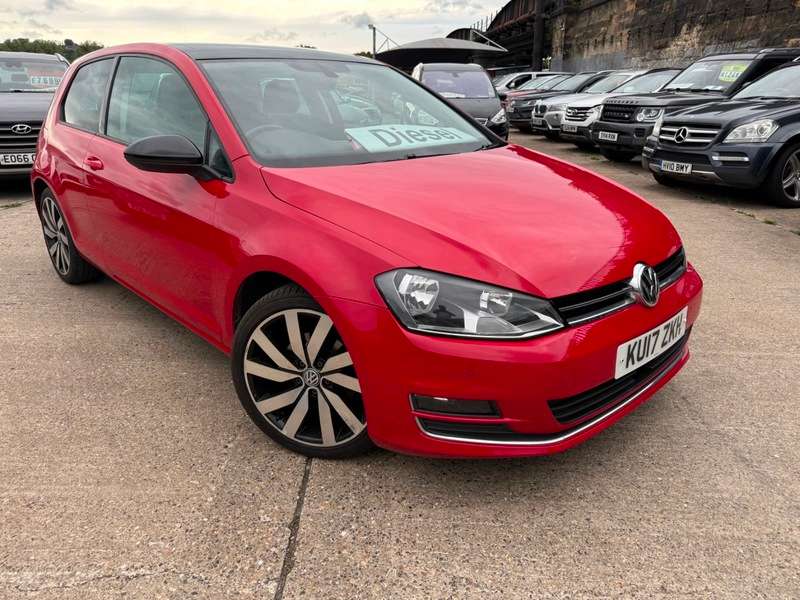 A 2017 VOLKSWAGEN GOLF GT EDITION TDI BLUEMOTION TECHNOLOGY A 2017 VOLKSWAGEN GOLF GT EDITION TDI BLUEMOTION TECHNOLOGY