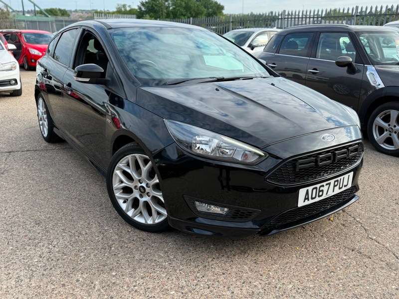 A 2017 FORD FOCUS ST-LINE A 2017 FORD FOCUS ST-LINE