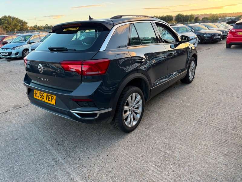 2019 VOLKSWAGEN T-ROC 2019 VOLKSWAGEN T-ROC