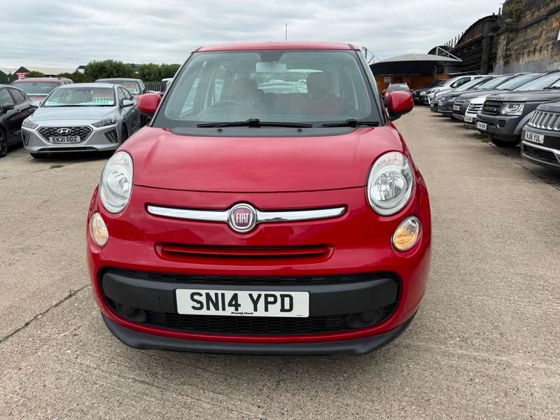 A 2014 FIAT 500L 1.4 Pop Star Euro 6 5dr A 2014 FIAT 500L 1.4 Pop Star Euro 6 5dr