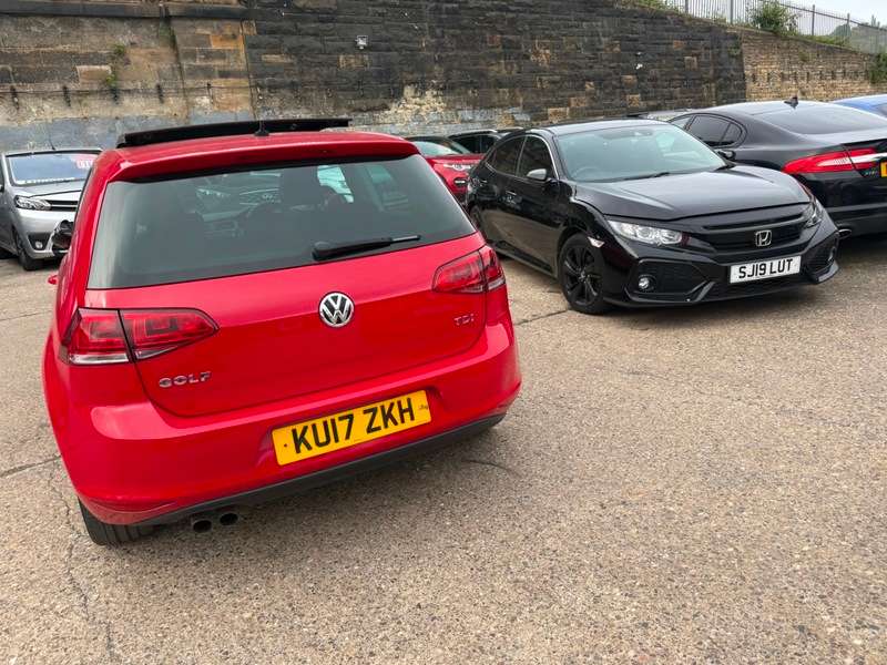 2017 VOLKSWAGEN GOLF 2017 VOLKSWAGEN GOLF