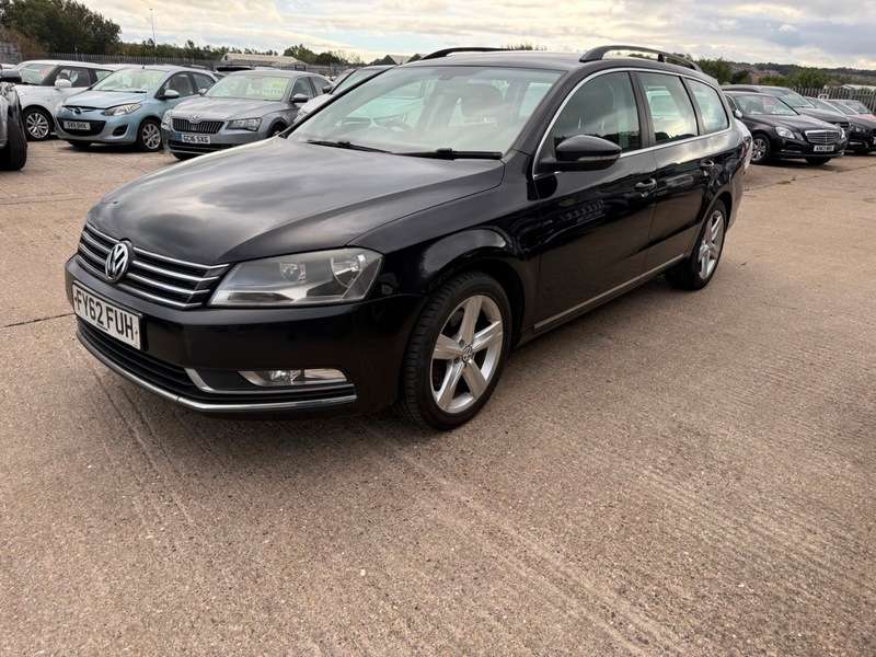 A 2012 VOLKSWAGEN PASSAT SE TDI BLUEMOTION TECHNOLOGY A 2012 VOLKSWAGEN PASSAT SE TDI BLUEMOTION TECHNOLOGY