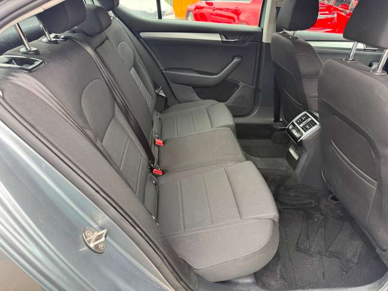 2016 SKODA SUPERB 2016 SKODA SUPERB
