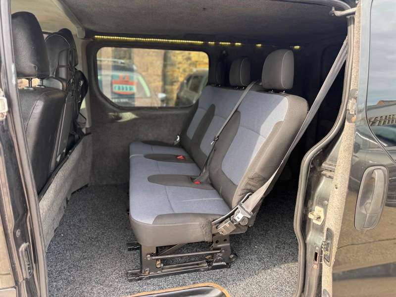 2011 RENAULT TRAFIC 2011 RENAULT TRAFIC