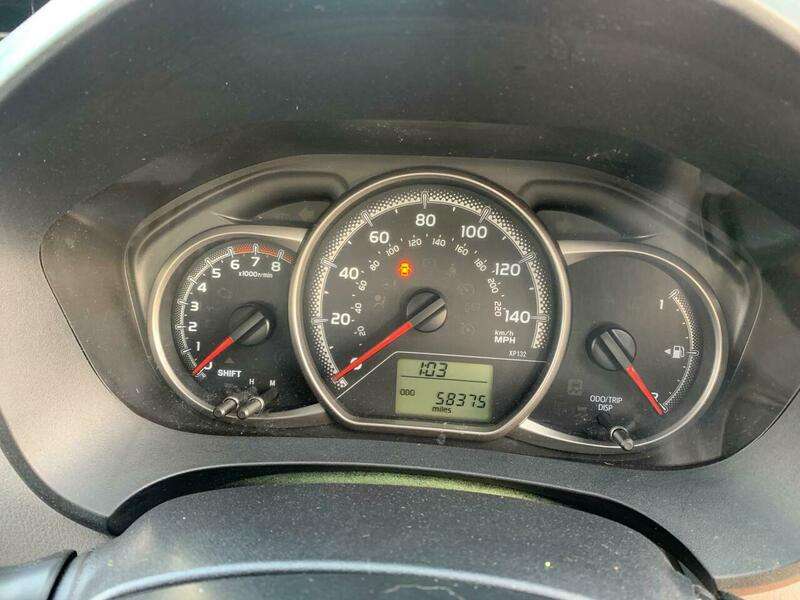 2015 TOYOTA YARIS 2015 TOYOTA YARIS