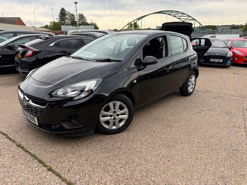 A 2018 VAUXHALL CORSA DESIGN A 2018 VAUXHALL CORSA DESIGN