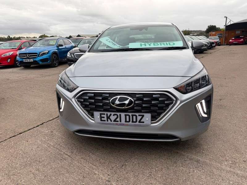 A 2021 HYUNDAI IONIQ PREMIUM A 2021 HYUNDAI IONIQ PREMIUM