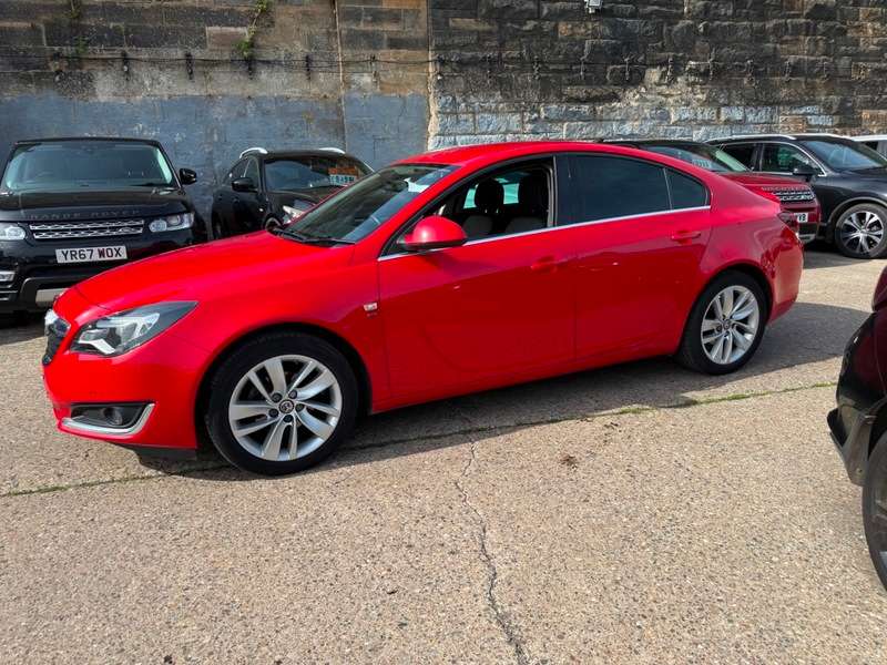 A 2017 VAUXHALL INSIGNIA 1.6 CDTi SRi Nav Euro 6 (s/s) 5dr A 2017 VAUXHALL INSIGNIA 1.6 CDTi SRi Nav Euro 6 (s/s) 5dr
