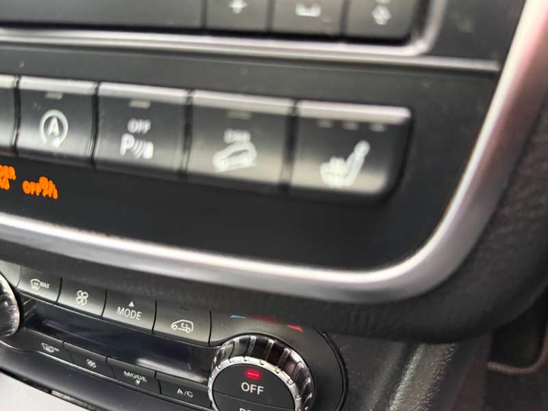 2016 MERCEDES-BENZ GLA CLASS 2016 MERCEDES-BENZ GLA CLASS