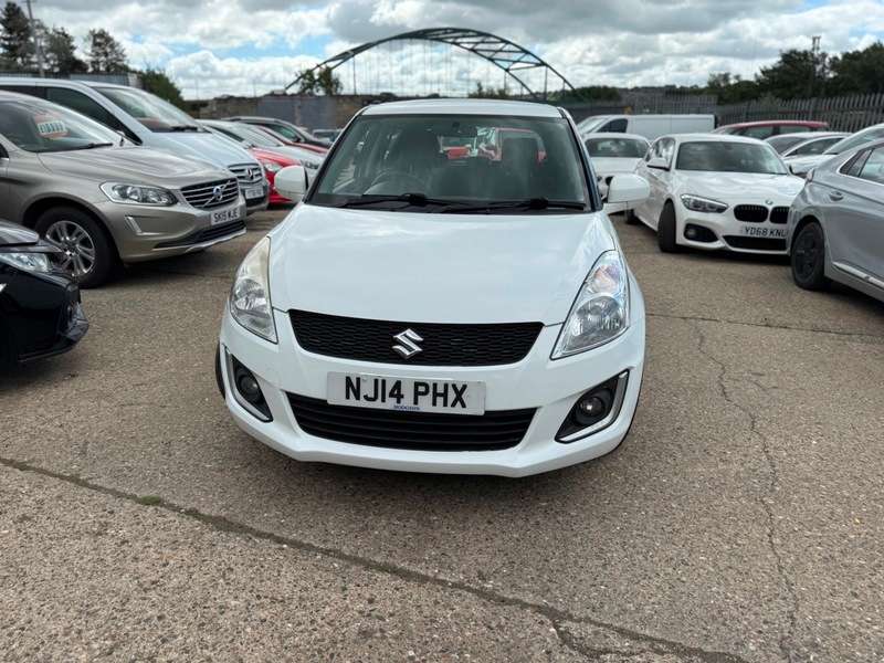 A 2014 SUZUKI SWIFT SZ3 A 2014 SUZUKI SWIFT SZ3