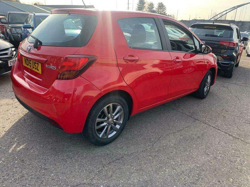 2015 TOYOTA YARIS 2015 TOYOTA YARIS