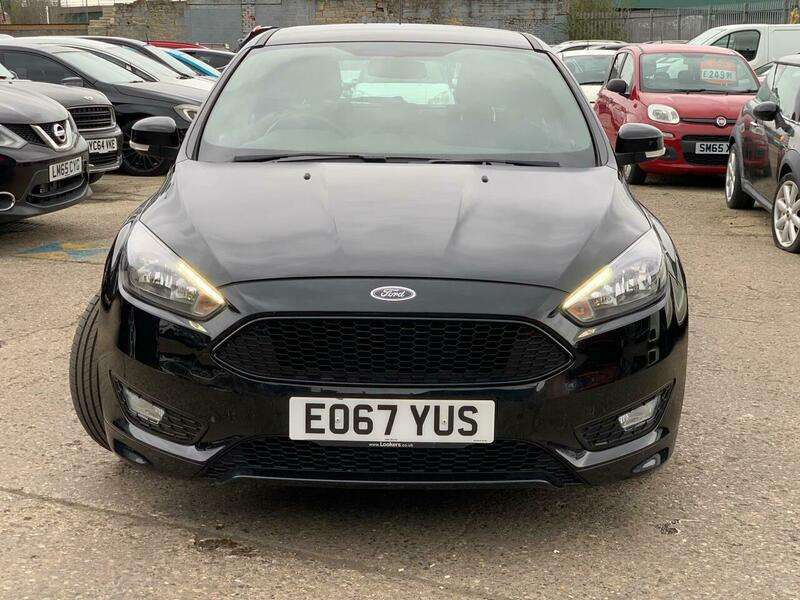 A 2017 FORD FOCUS 1.0T EcoBoost ST-Line Euro 6 (s/s) 5dr A 2017 FORD FOCUS 1.0T EcoBoost ST-Line Euro 6 (s/s) 5dr