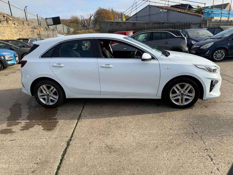 2021 KIA CEED 2021 KIA CEED