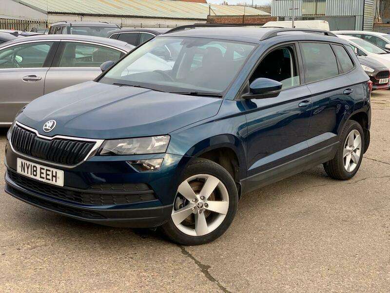 A 2018 SKODA KAROQ 1.5 TSI SE Euro 6 (s/s) 5dr A 2018 SKODA KAROQ 1.5 TSI SE Euro 6 (s/s) 5dr