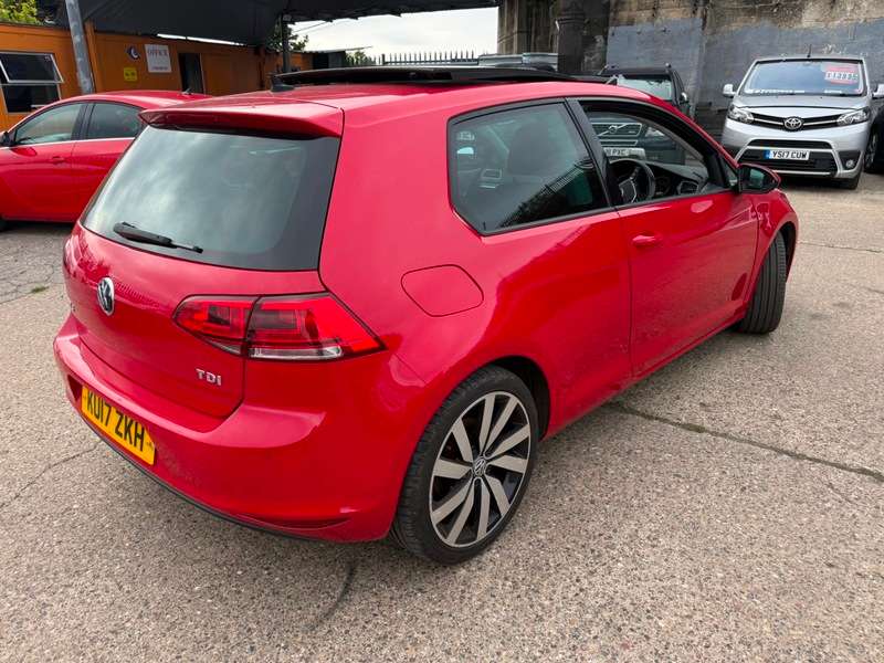 A 2017 VOLKSWAGEN GOLF GT EDITION TDI BLUEMOTION TECHNOLOGY A 2017 VOLKSWAGEN GOLF GT EDITION TDI BLUEMOTION TECHNOLOGY