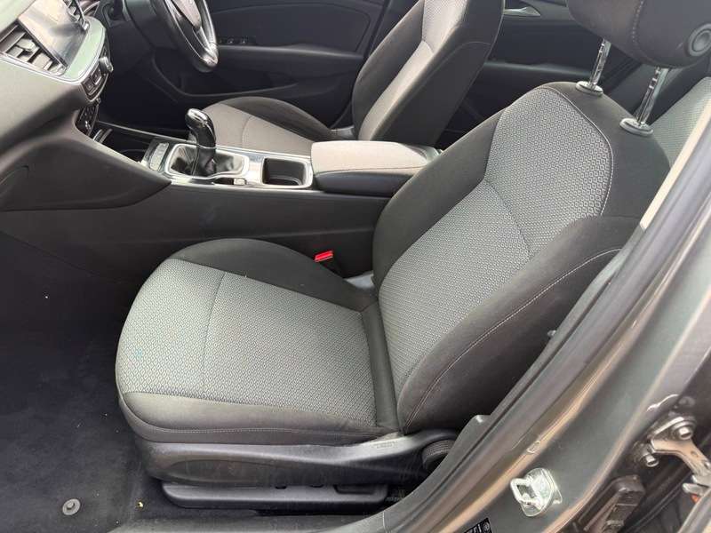 2017 VAUXHALL INSIGNIA 2017 VAUXHALL INSIGNIA