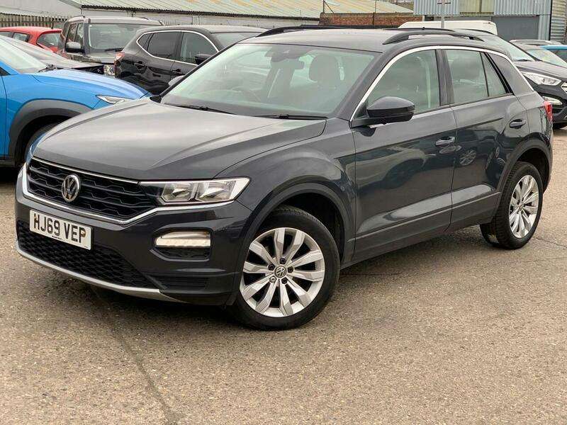 2019 VOLKSWAGEN T-ROC 2019 VOLKSWAGEN T-ROC