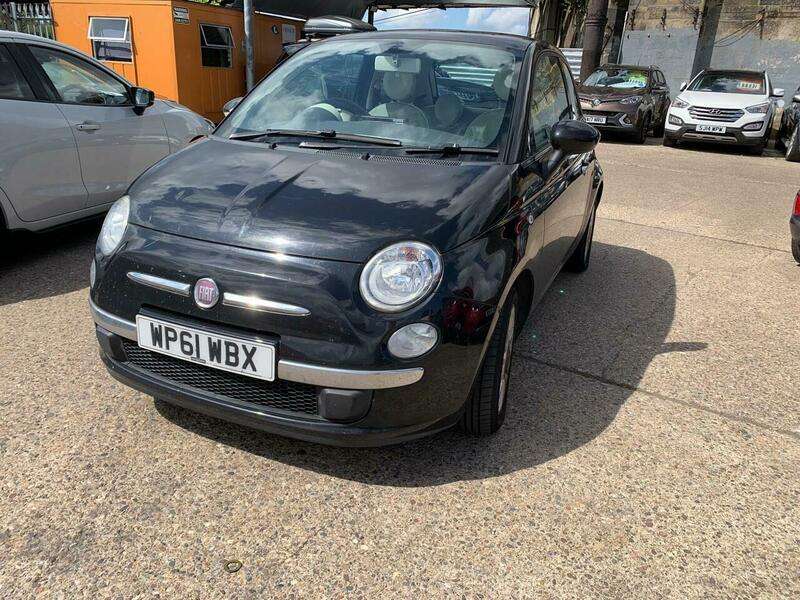 2011 FIAT 500 2011 FIAT 500