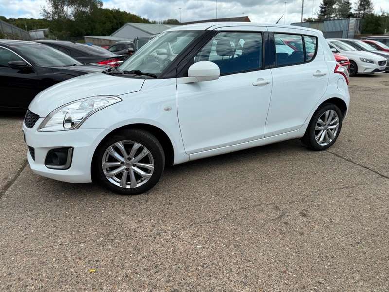 A 2014 SUZUKI SWIFT SZ3 A 2014 SUZUKI SWIFT SZ3