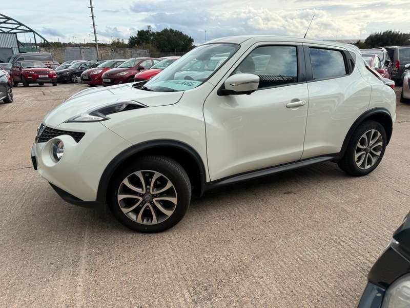 A 2018 NISSAN JUKE TEKNA DIG-T A 2018 NISSAN JUKE TEKNA DIG-T