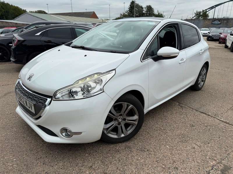 A 2013 PEUGEOT 208 HDI ALLURE A 2013 PEUGEOT 208 HDI ALLURE