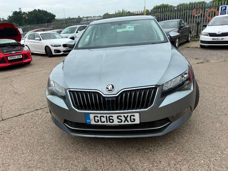 A 2016 SKODA SUPERB SE TSI A 2016 SKODA SUPERB SE TSI