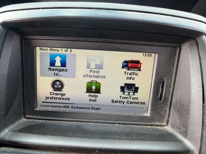 2011 RENAULT TRAFIC 2011 RENAULT TRAFIC