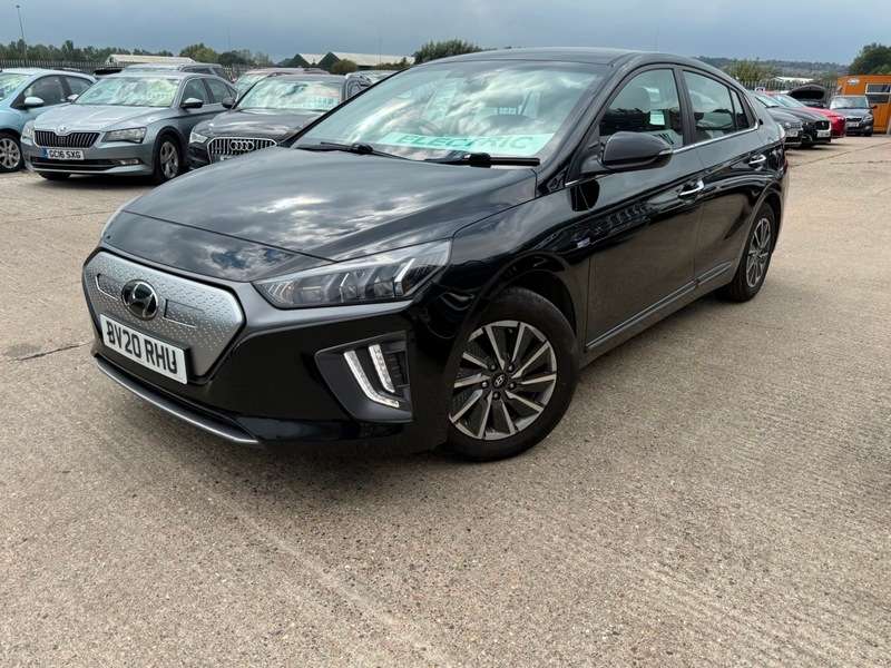 A 2020 HYUNDAI IONIQ PREMIUM A 2020 HYUNDAI IONIQ PREMIUM