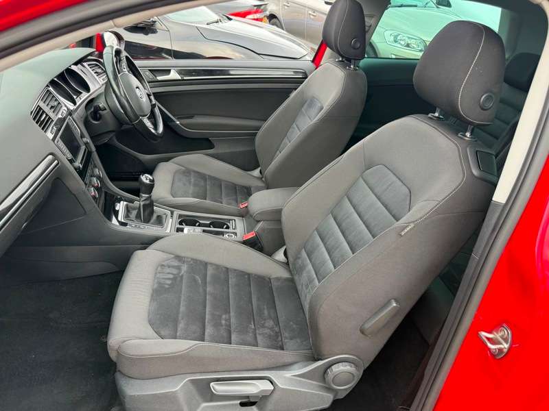 2017 VOLKSWAGEN GOLF 2017 VOLKSWAGEN GOLF